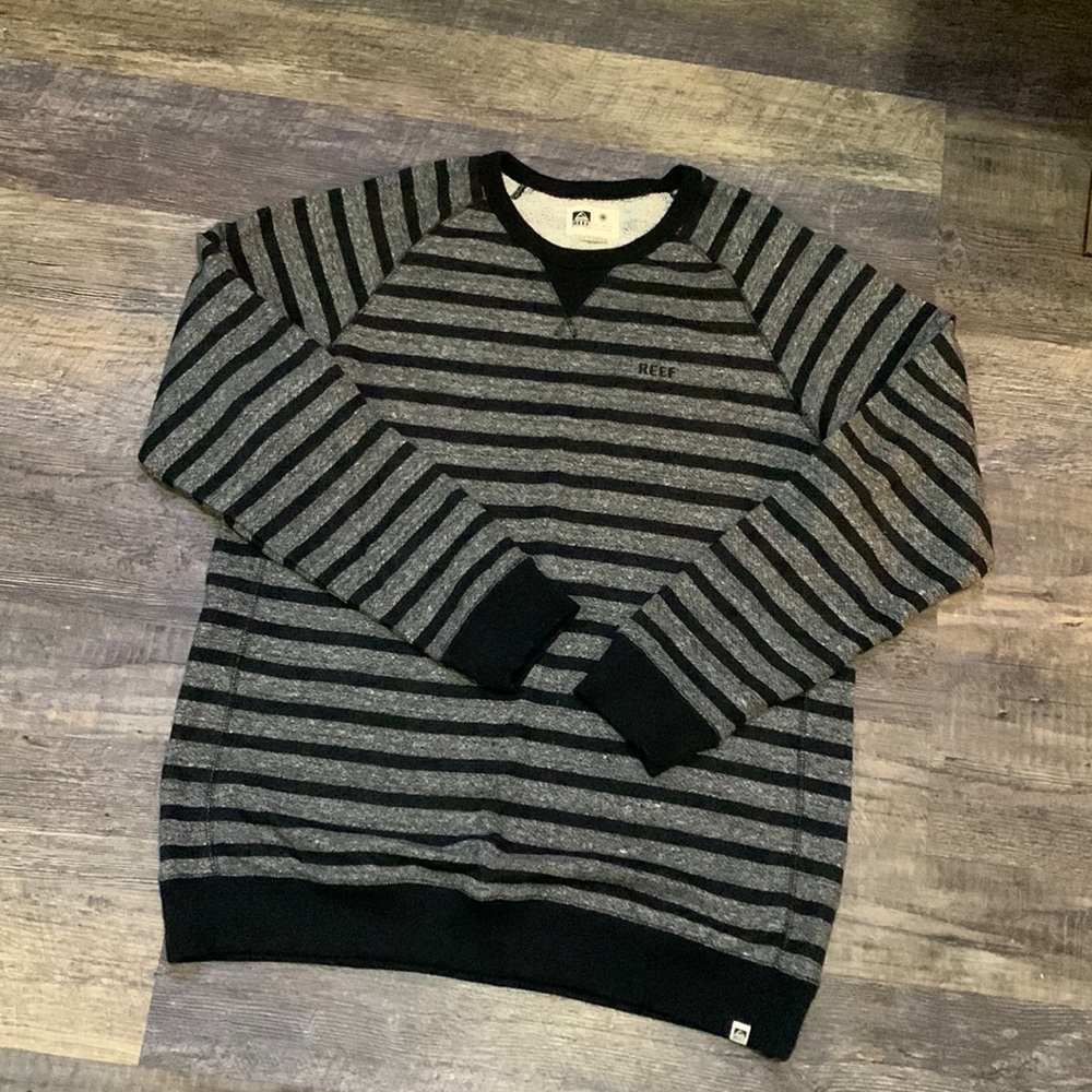 Reef- men’s crew neck pullover